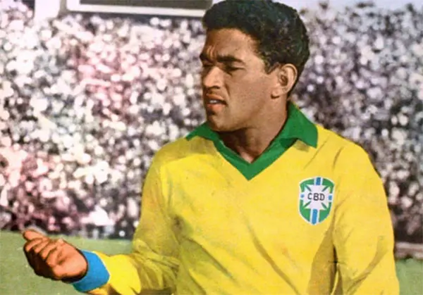 meilleurs-joueurs-de-foot-portant-le-numero-7-garrincha