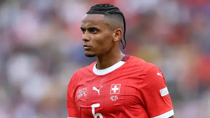 manuel-akanji-joueur-suisse-connu